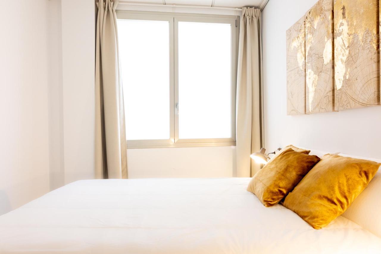 Saenz Suites Gallery By Bossh! Apartments Málaga Esterno foto