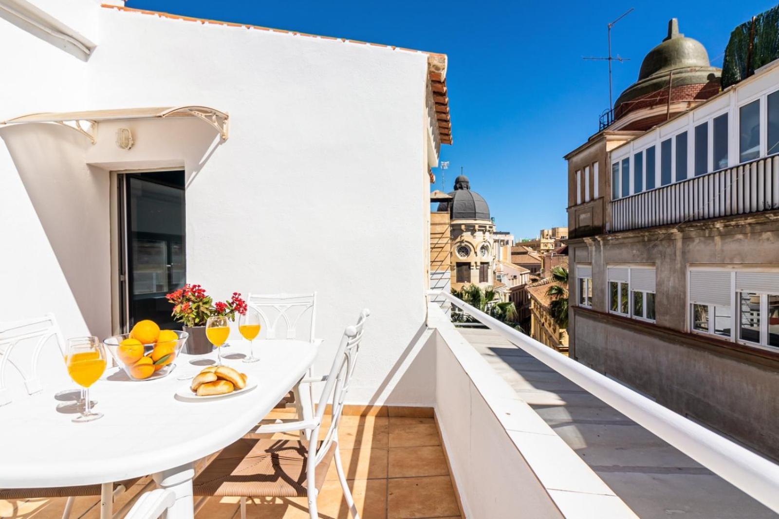 Saenz Suites Gallery By Bossh! Apartments Málaga Esterno foto