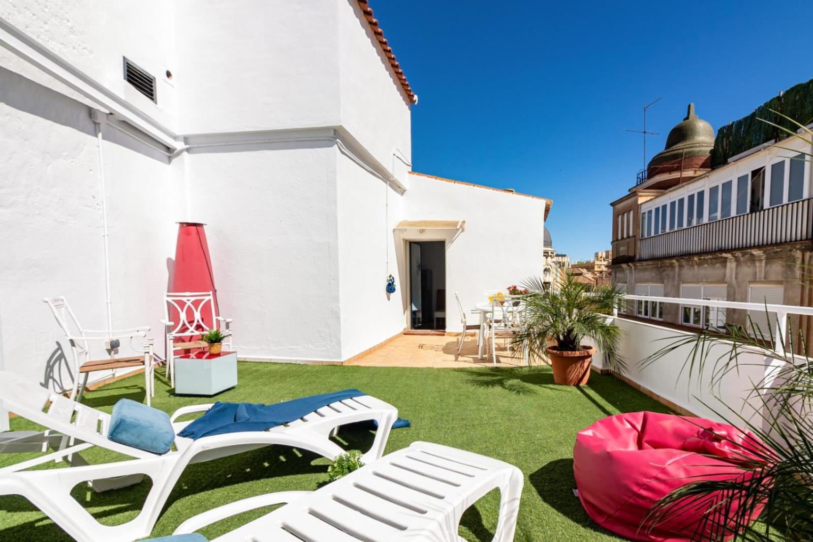 Saenz Suites Gallery By Bossh! Apartments Málaga Esterno foto